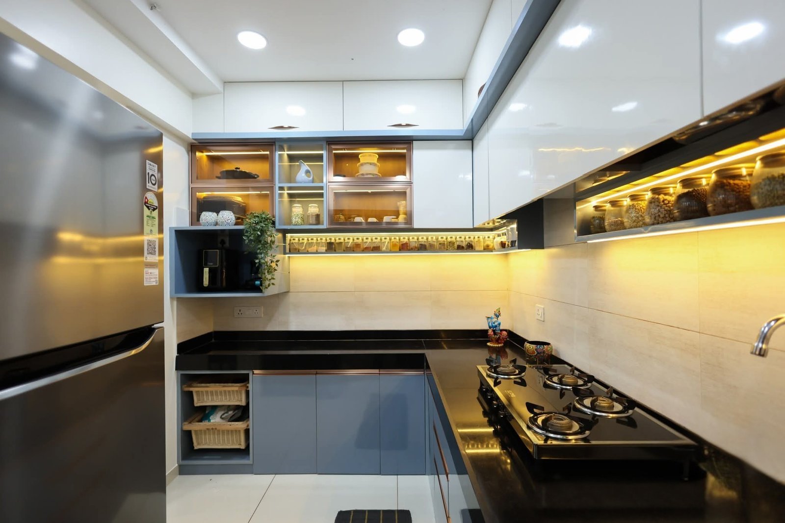 16c886f2-8682-4269-b95d-7f4e1ee92337